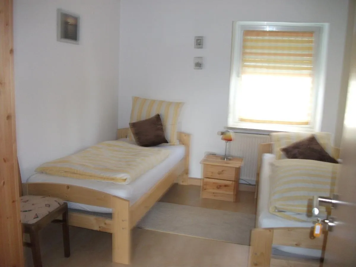 Apartment Ferienwohnung Fischer Mit Balkon Hambach  Germany